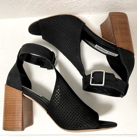 Steve Madden Sawyer Block Heel Sandals Perforated Leather Black Sz 7.5 - Picture 2 of 9